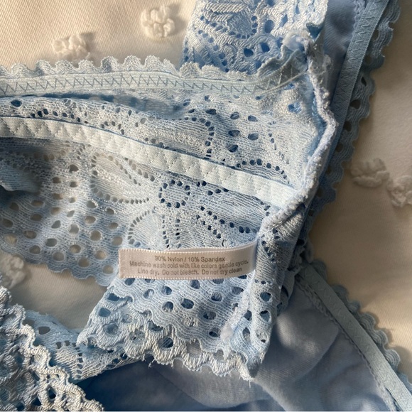 Rue 21 Light Blue Lace Halter Bralette Festival Crop Top Size S - Picture 6 of 6